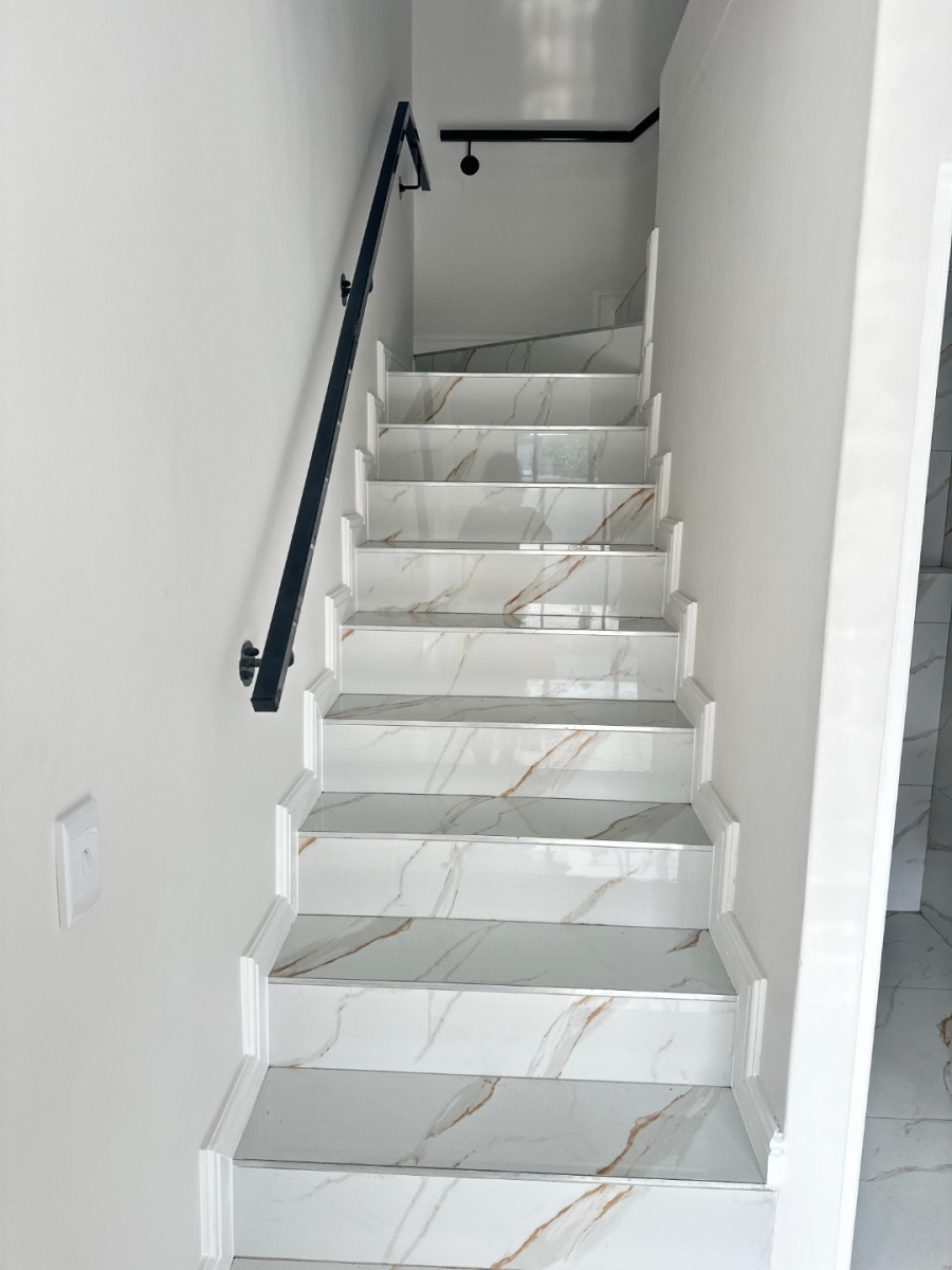 3 Bedroom Property for Sale in Sandown Western Cape
